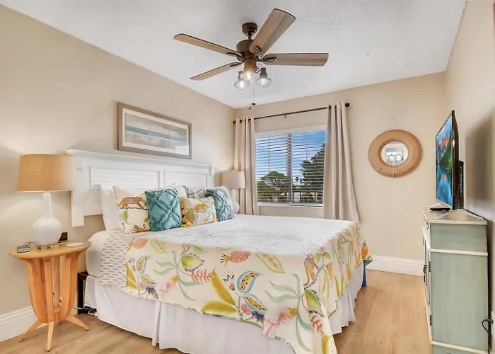 Apartamento Oceanfront With Two King Beds!
