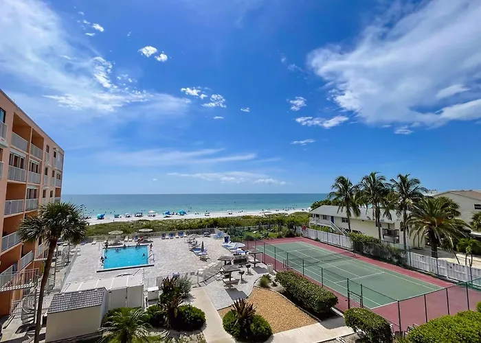 Oceanfront With Two King Beds! *
