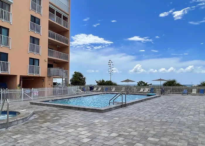 Oceanfront With Two King Beds! Clearwater Beach