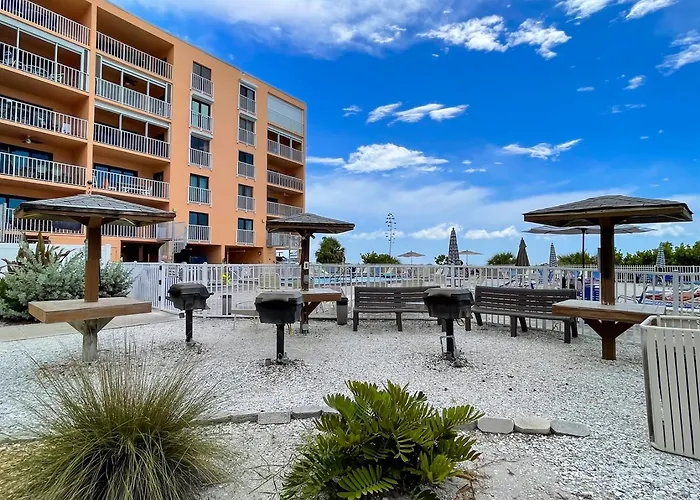 Oceanfront With Two King Beds! * Clearwater Beach